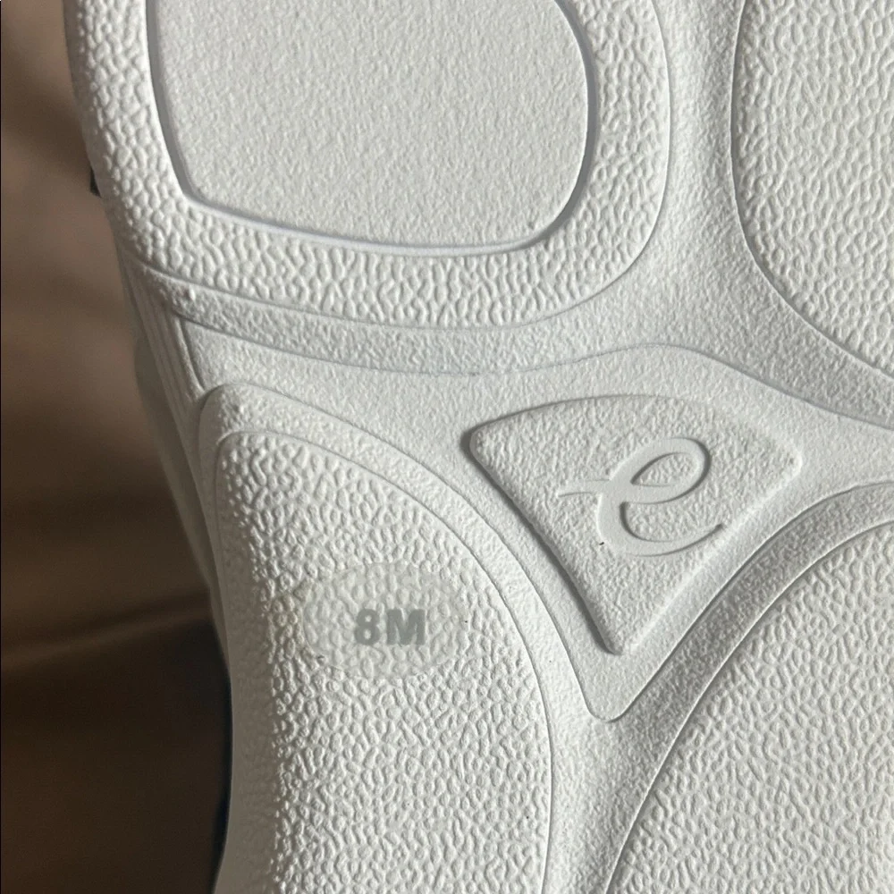 Easy Spirit Black Women's Sandals - Picture 5 of 5